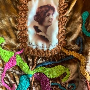 Magnolia Pearl Velvet Top with embroidery